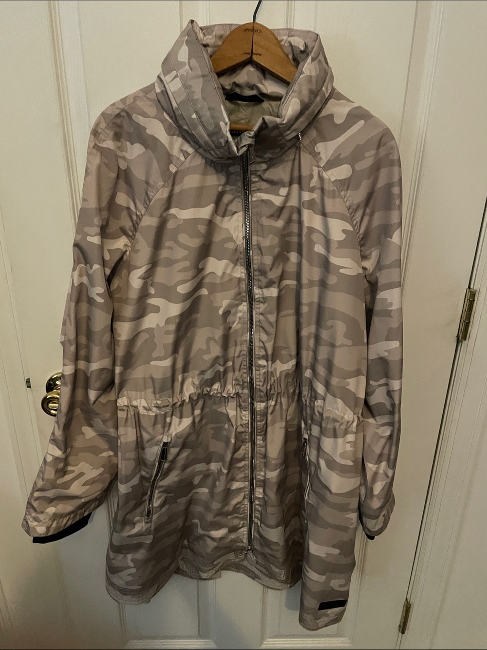 Calvin Klein Camouflage Anorak Jacket - Women 3x